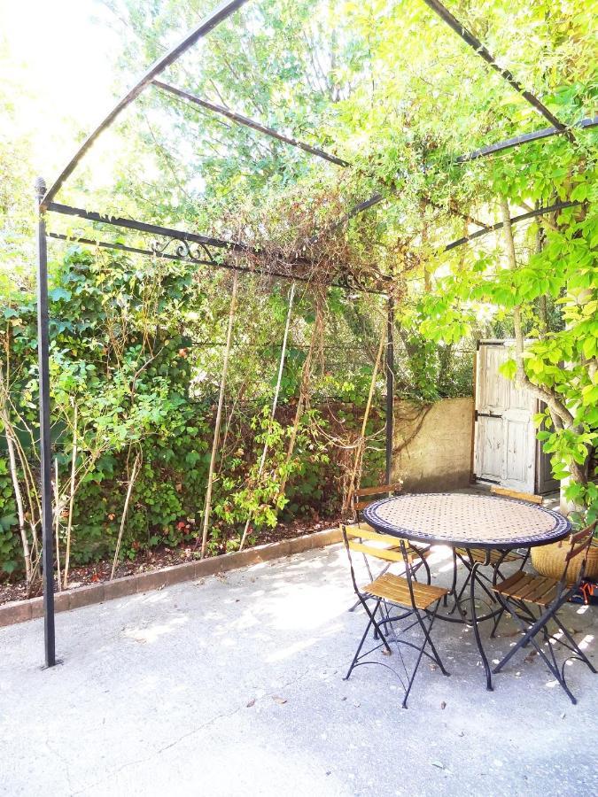 Villa Pont De L'Arc A Aix Avec Piscine Au Calme 92 M2 Aix-en-Provence Eksteriør billede